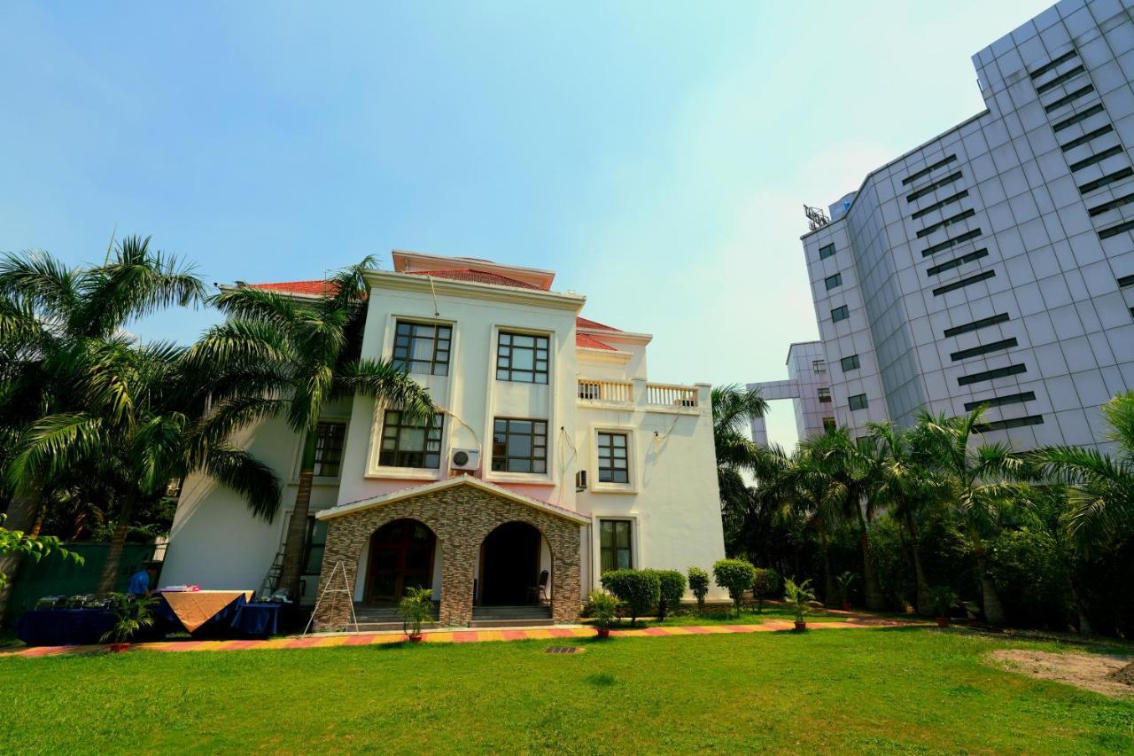 Aristocrat Hotel Calcutta  Esterno foto
