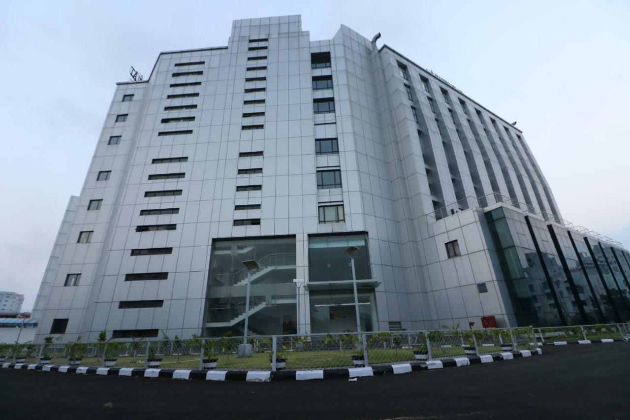 Aristocrat Hotel Calcutta  Esterno foto
